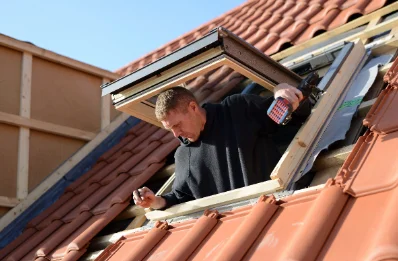 Pose de fenêtres de toit Velux à Hottviller